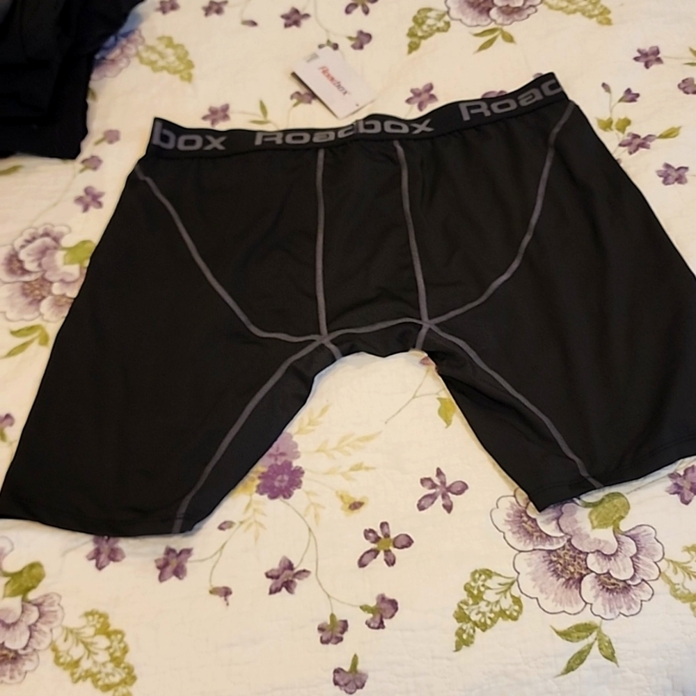 Compression boxer briefs